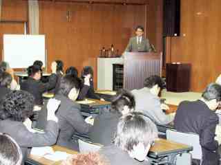 �������ʂ̓W���i�R�j