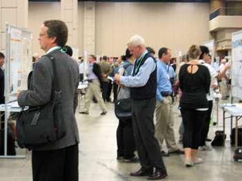 �|�X�^�[���\���̂悤���i�ʐ^�j