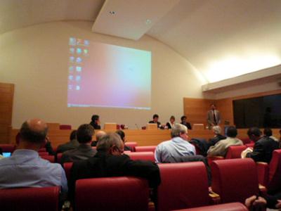 �f�r�o�Z�p���[�N�V���b�v�i�e�`�n���������� Muller ���̊J������j�i�ʐ^�j