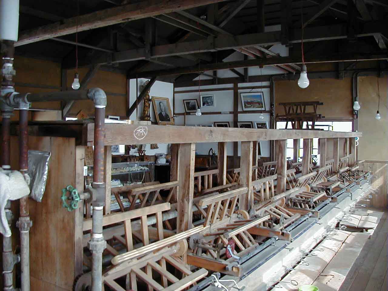 座繰製糸工場の写真